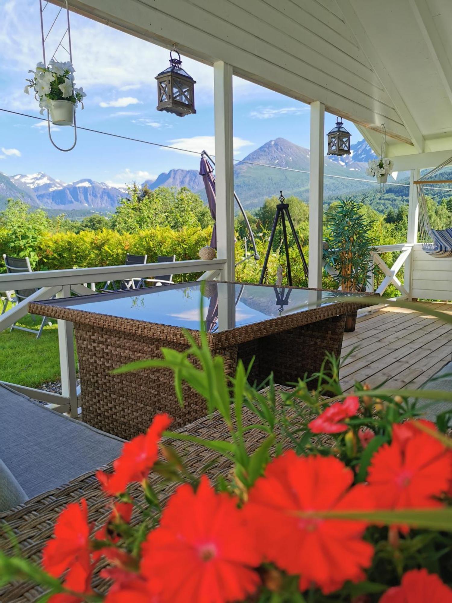 Apartment Dreamvalley Isfjorden Exterior photo